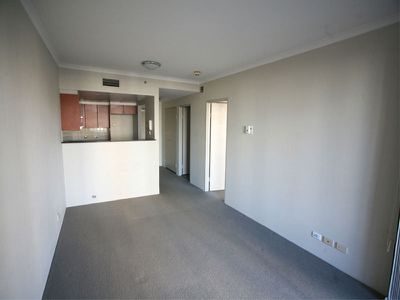 2002 / 1 Hosking Place, Sydney