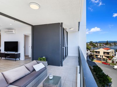 503 / 266 Stanhill Drive, Surfers Paradise