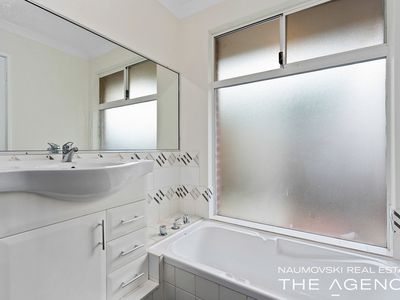 20 Claredon Court, Alexander Heights