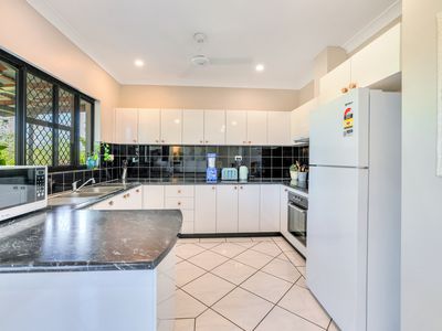 67 Inverway Circuit, Farrar