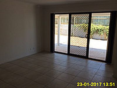 2 / 12 Serengetti Street, Harristown