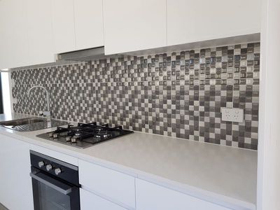 8 Kuala Close, Dean Park