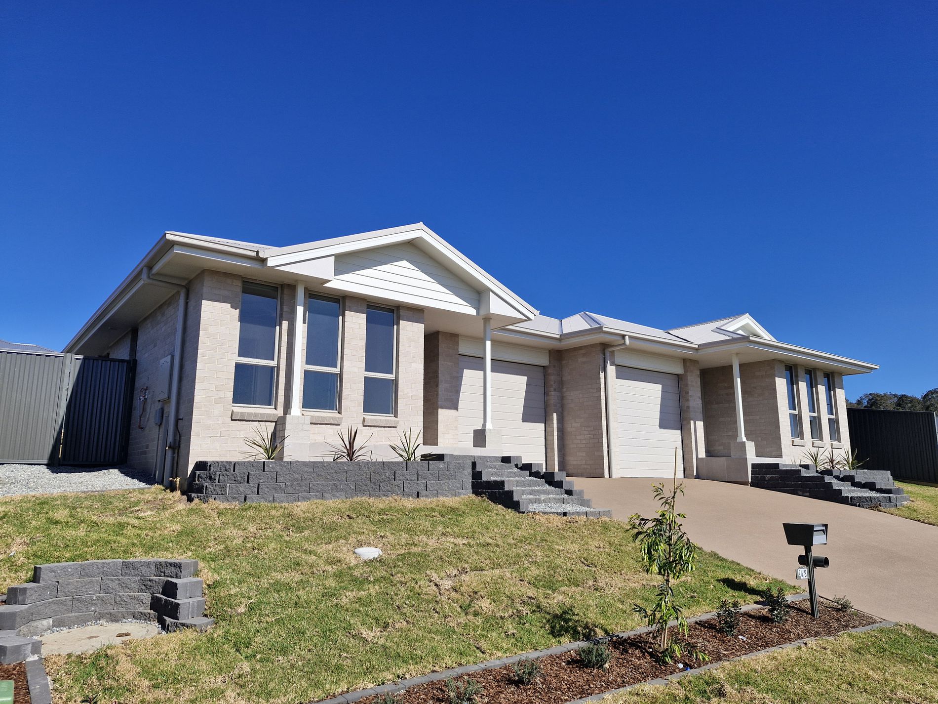 2/48 Harlington Avenue, Farley