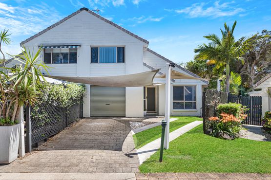 150 / 641 PINE RIDGE ROAD, Biggera Waters