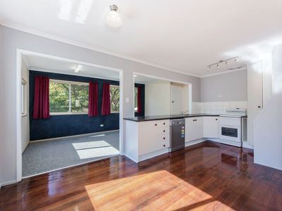 3 Prunda Parade, Raceview