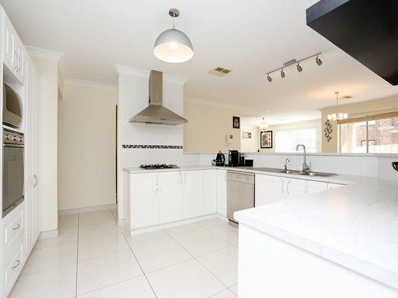 54 Marie Ave, Glenwood