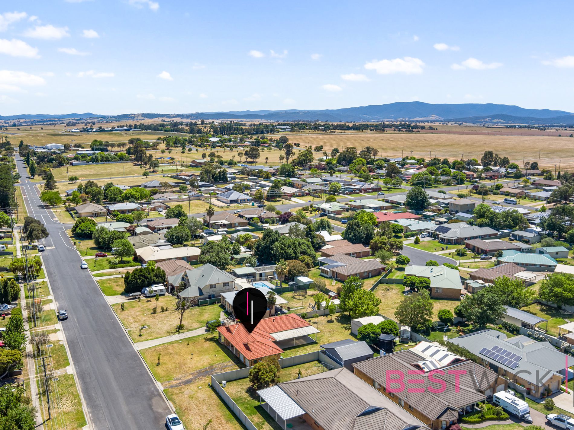11 Locke Street, Raglan