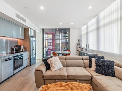 201 / 99 Mill Point Road, South Perth
