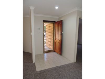 B / 8 Flora Gardens, Alexander Heights