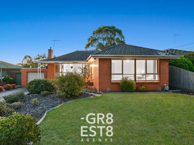 10 BUNARONG DRIVE, Frankston