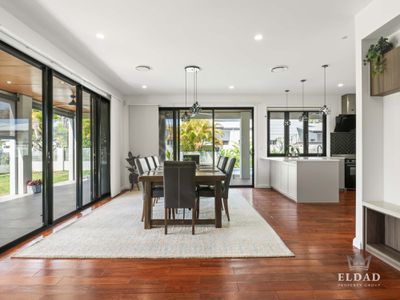 1 Marina Parade, Jacobs Well