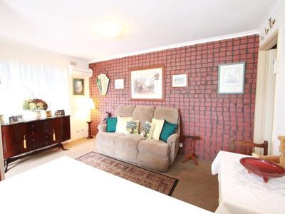 5 / 3B Spring Gully Road, Quarry Hill