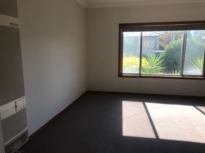 32 Willow Crescent, Bell Park