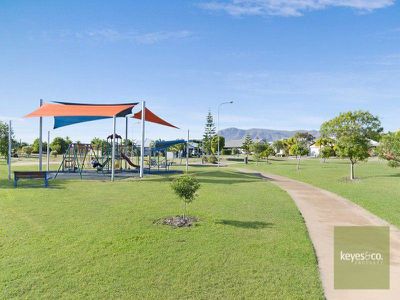 19 Adrian Rise, Mount Louisa