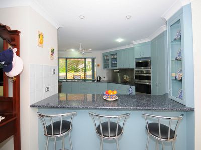 7 WILTON CLOSE, Torquay