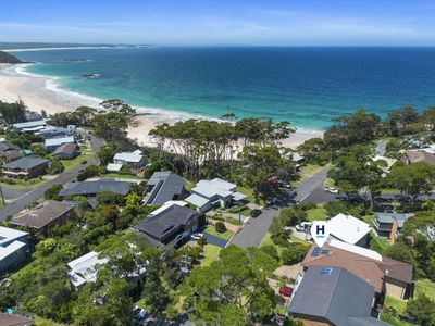 5 Surfers Avenue, Narrawallee