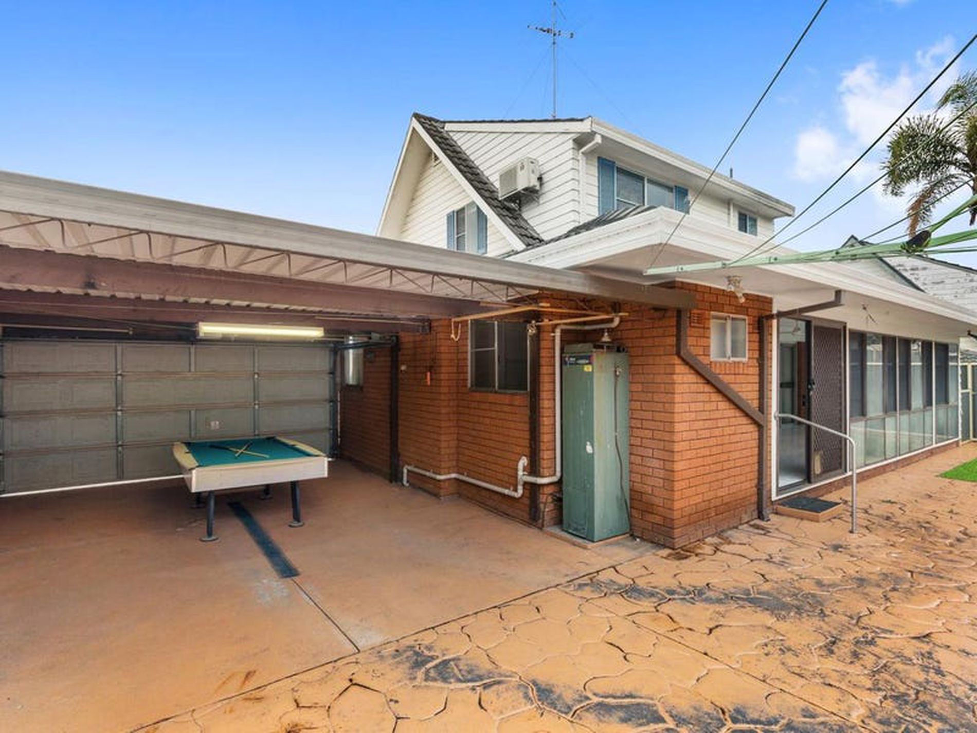 20 Caroline Crescent, Georges Hall