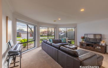 7 Castle Court, Beaconsfield