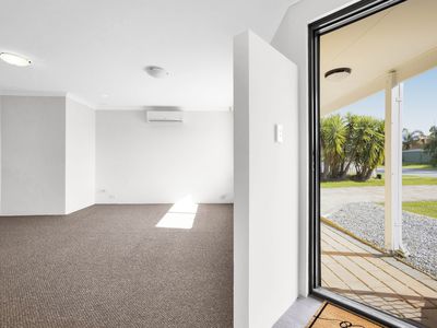 19 Witchetty Loop, Banksia Grove