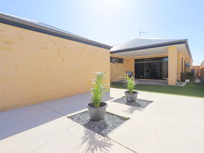 18 Baroness Road , Baldivis