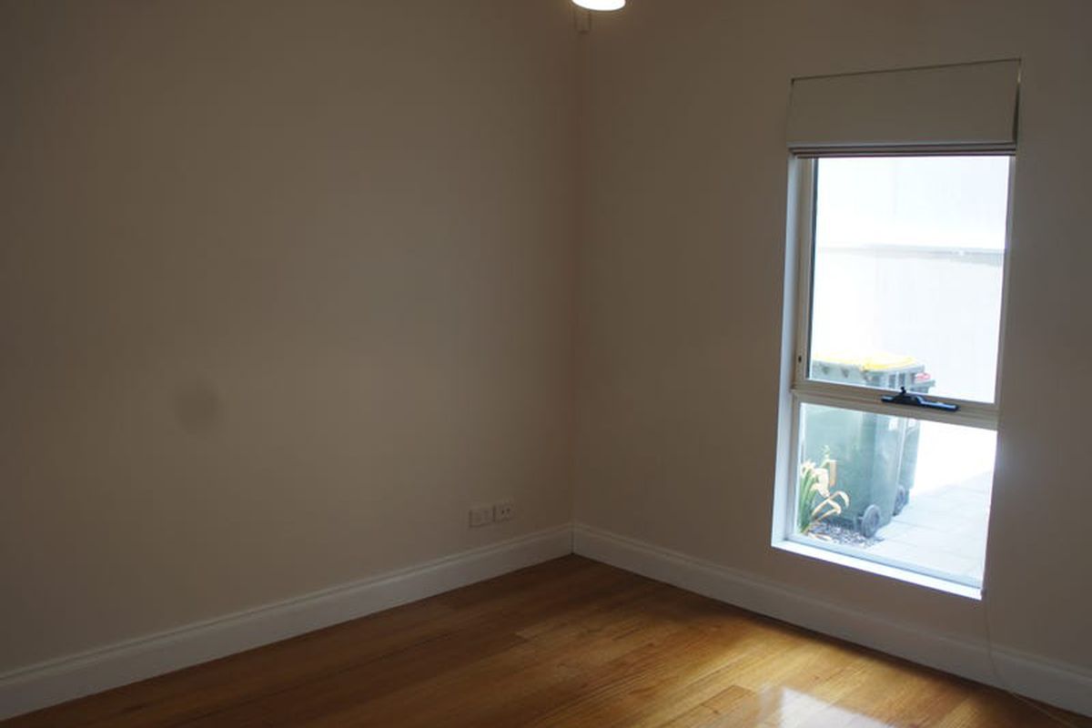 1 / 23 Keelall, Mawson Lakes