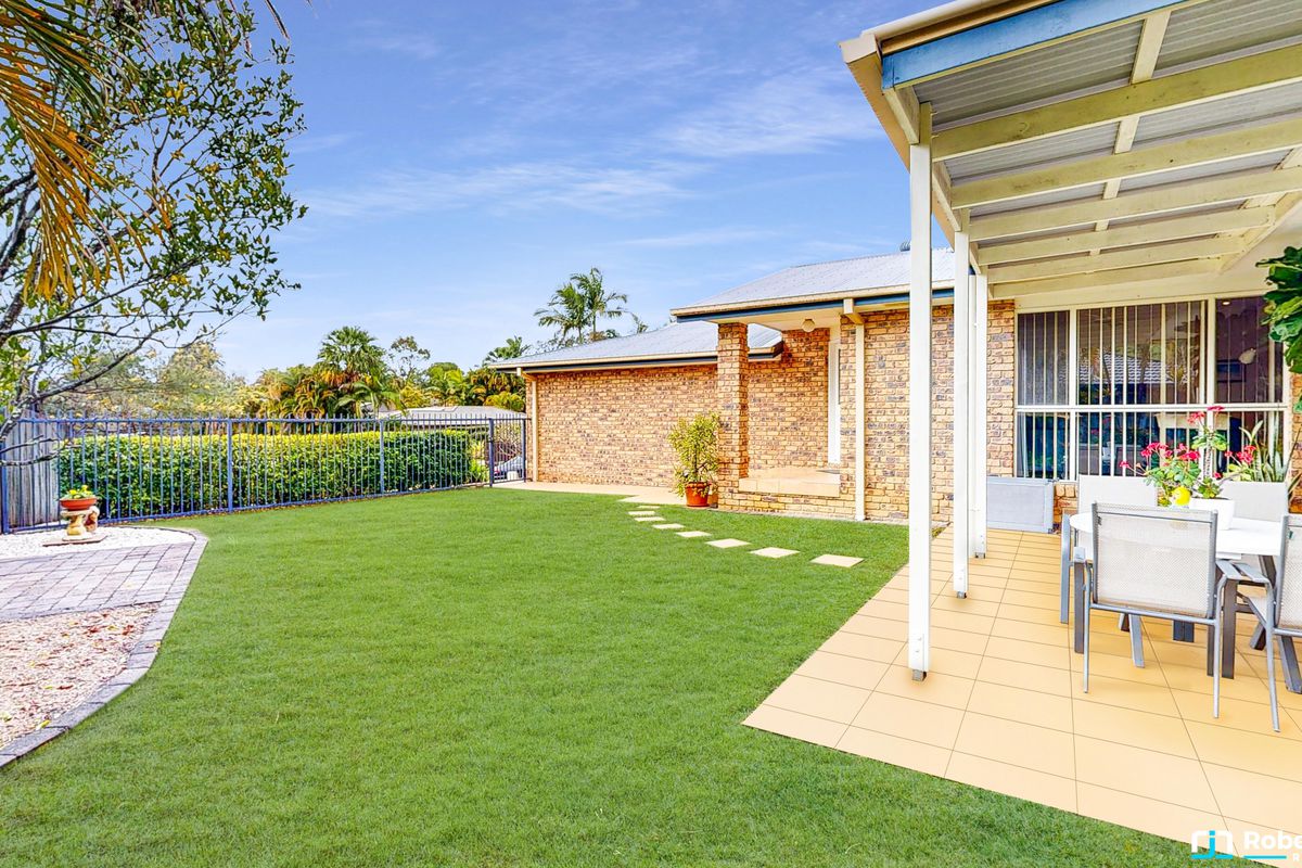 11 Hoylake Court, Tewantin