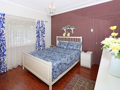 11 Amesbury Avenue, Sefton