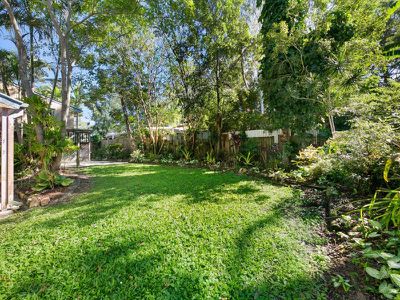 35 Pines Avenue, Cooroibah