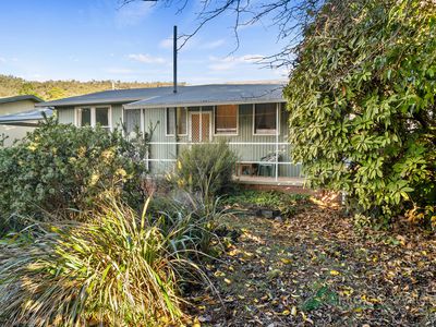 57 Freeburgh Avenue, Mount Beauty