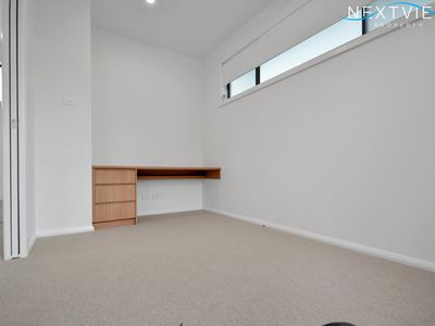 8 / 100 St James Road, New Lambton