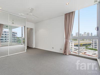 1101 / 4 Como Crescent, Southport