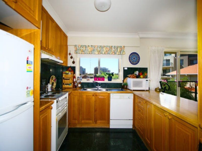 12 / 36A Smith Street, Wollongong