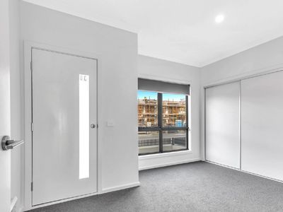 30 Tanzanite Circuit, Berwick