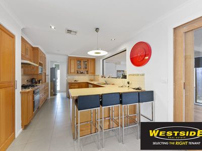 2 Turfan Close, Keilor Downs