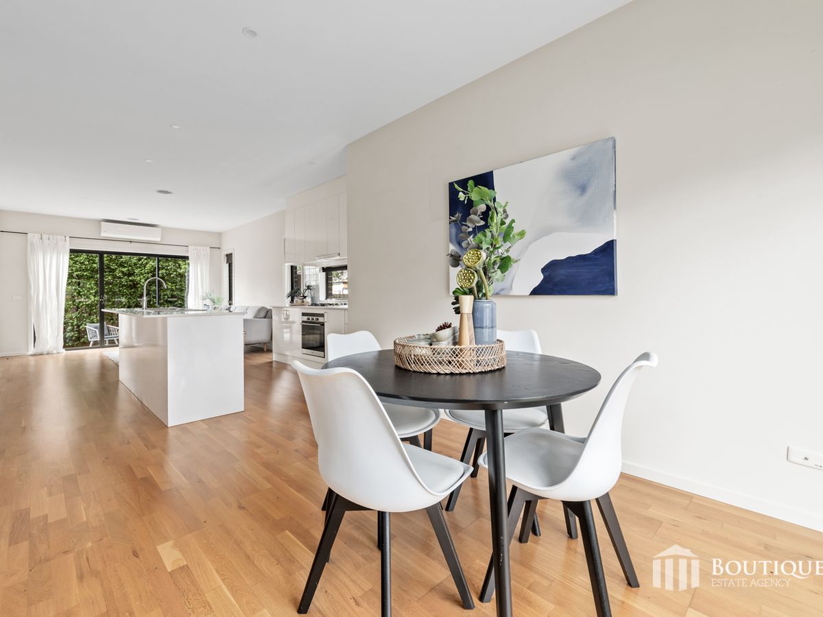 233 Outlook Drive , Dandenong North