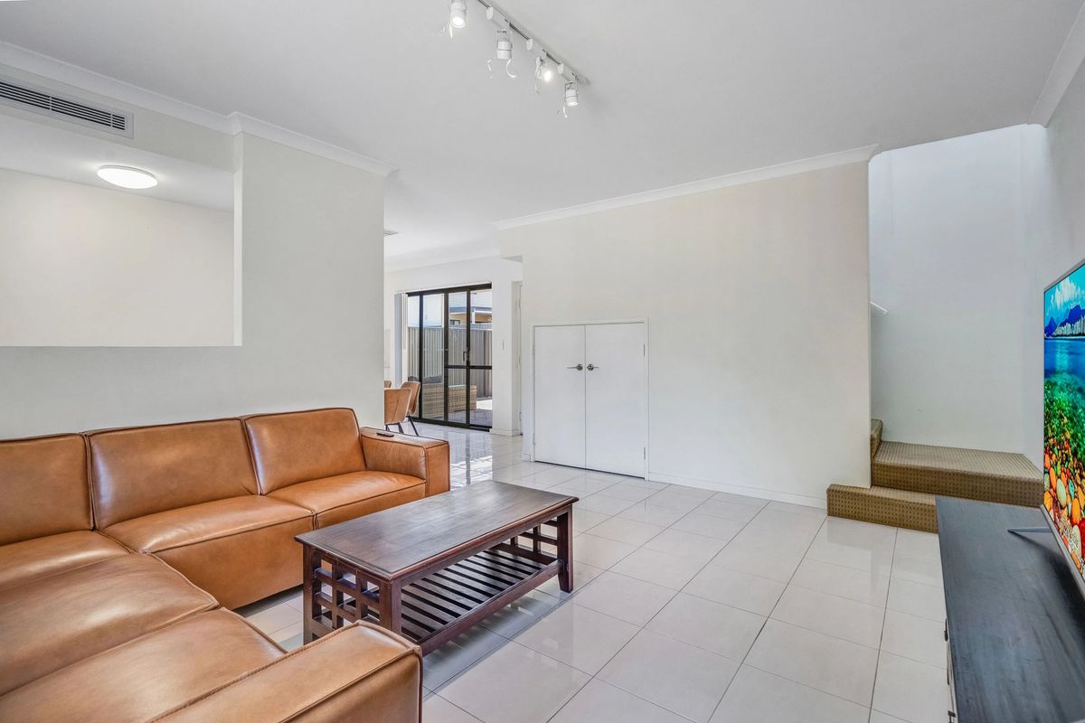 1 / 22 Rinaldo Crescent, Coolbellup
