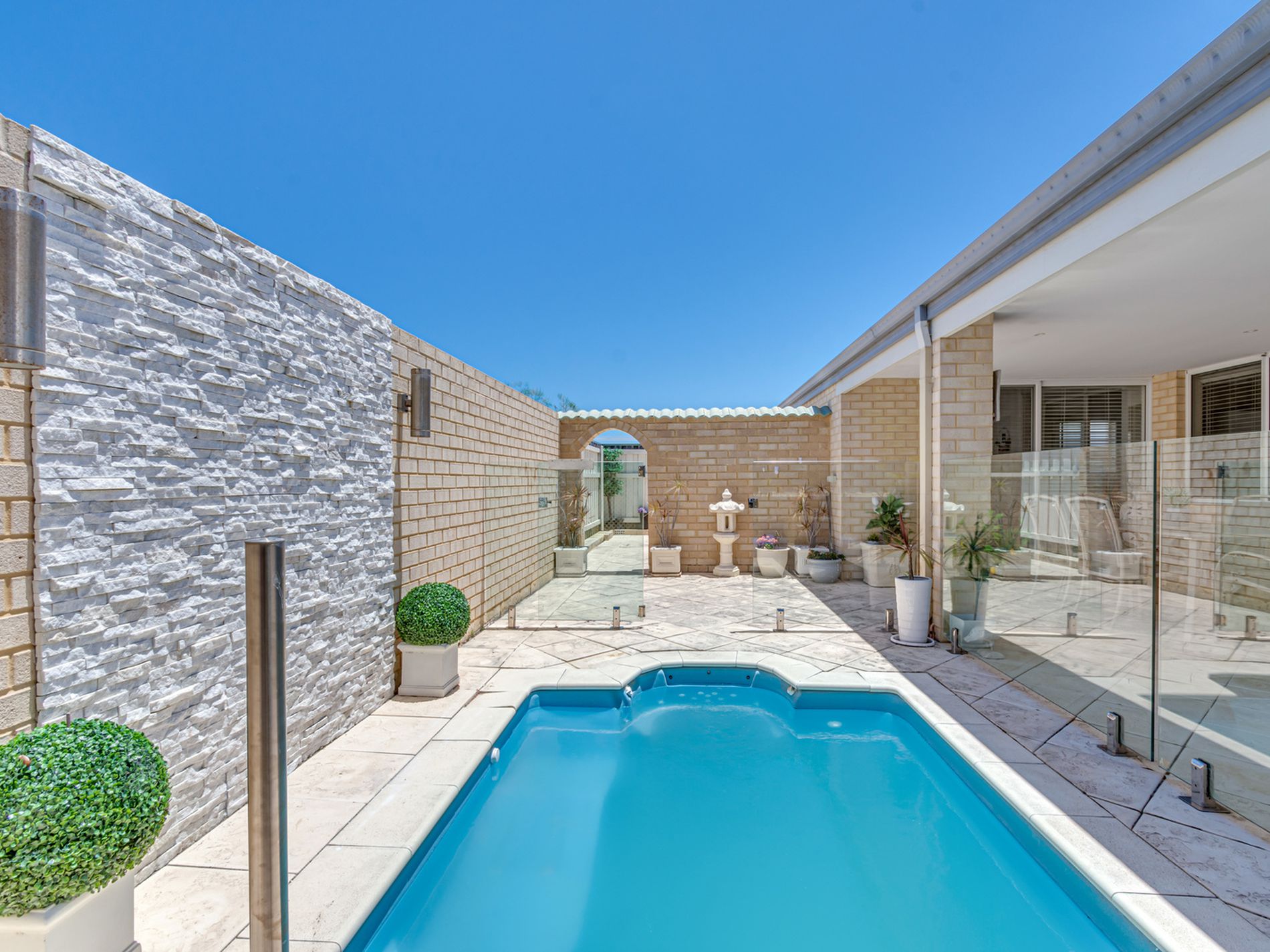 24 Spiral Flag Road, Yanchep