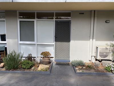 2 / 95-97 Summerhill Road , Footscray