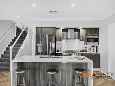 8 Stud Close, Calderwood