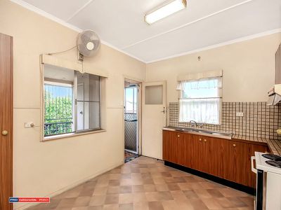 32 Gledson Street, North Booval