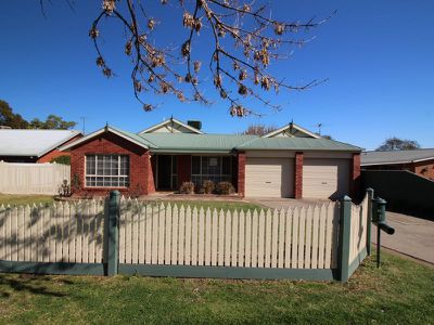 55 High St, Rutherglen