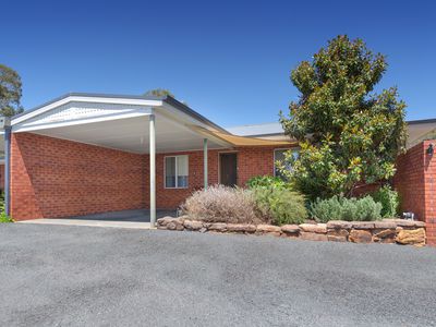 2 / 7 TEMPLETON PLACE, Wodonga