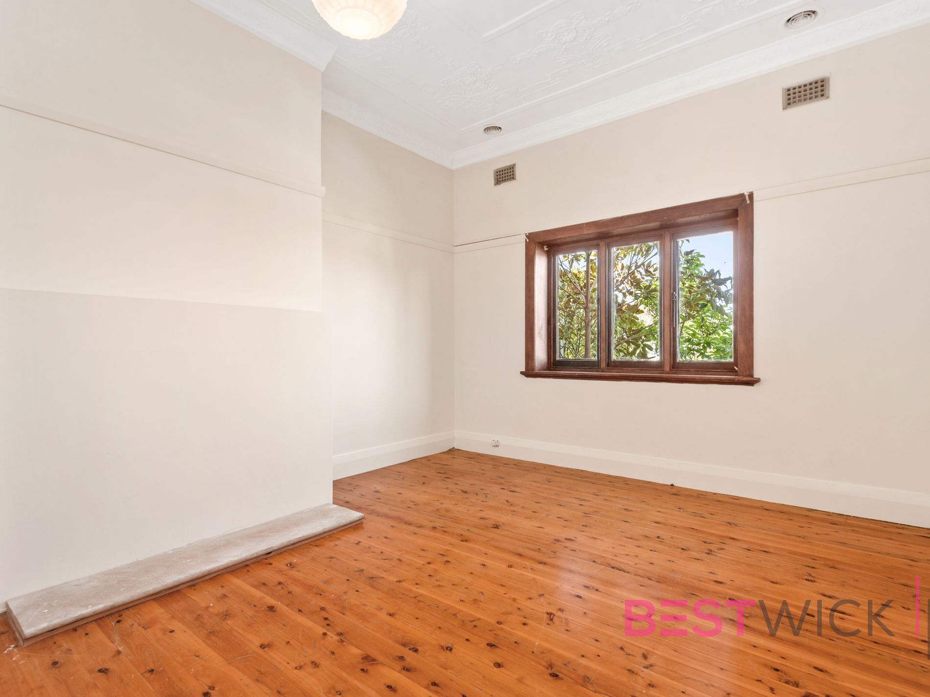 200 Bentinck Street, Bathurst