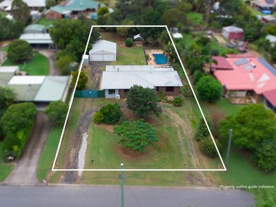 33 Flametree Court, Walloon