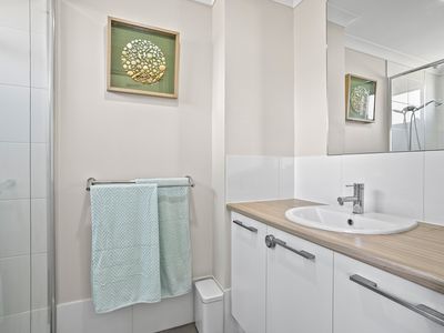43 Holloways Ridge, Secret Harbour