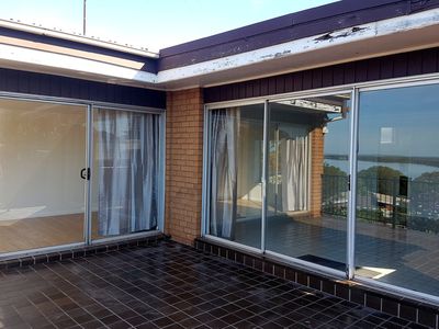 1 / 99 Lake Heights Road, Lake Heights