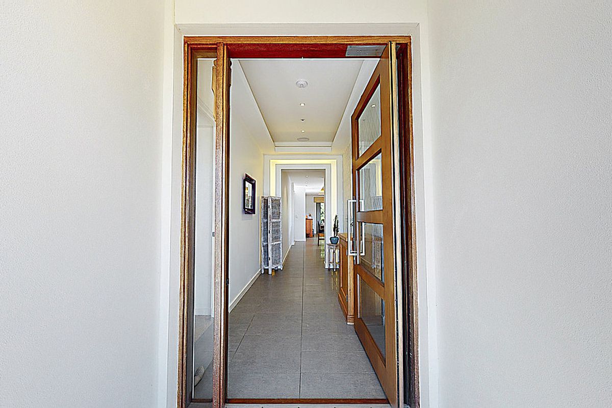 9 Radiata Place, Peregian Springs