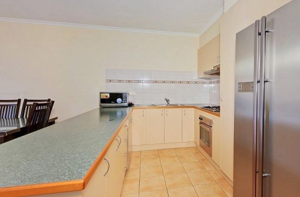 9 Meadowbank Lane, Craigieburn