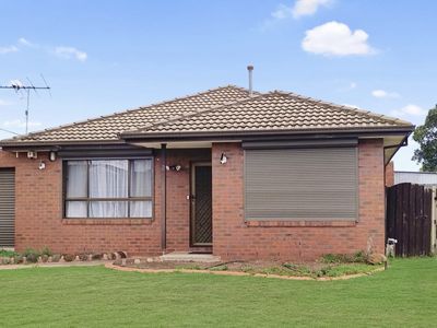 2 / 14 Yandina Road, Hoppers Crossing