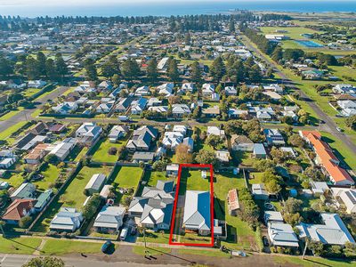 7 Albert Street, Port Fairy